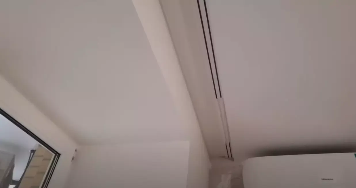 Матовый потолок со скрывающим карнизом — Туапсе, Карла Маркса, 25/15, фото 3